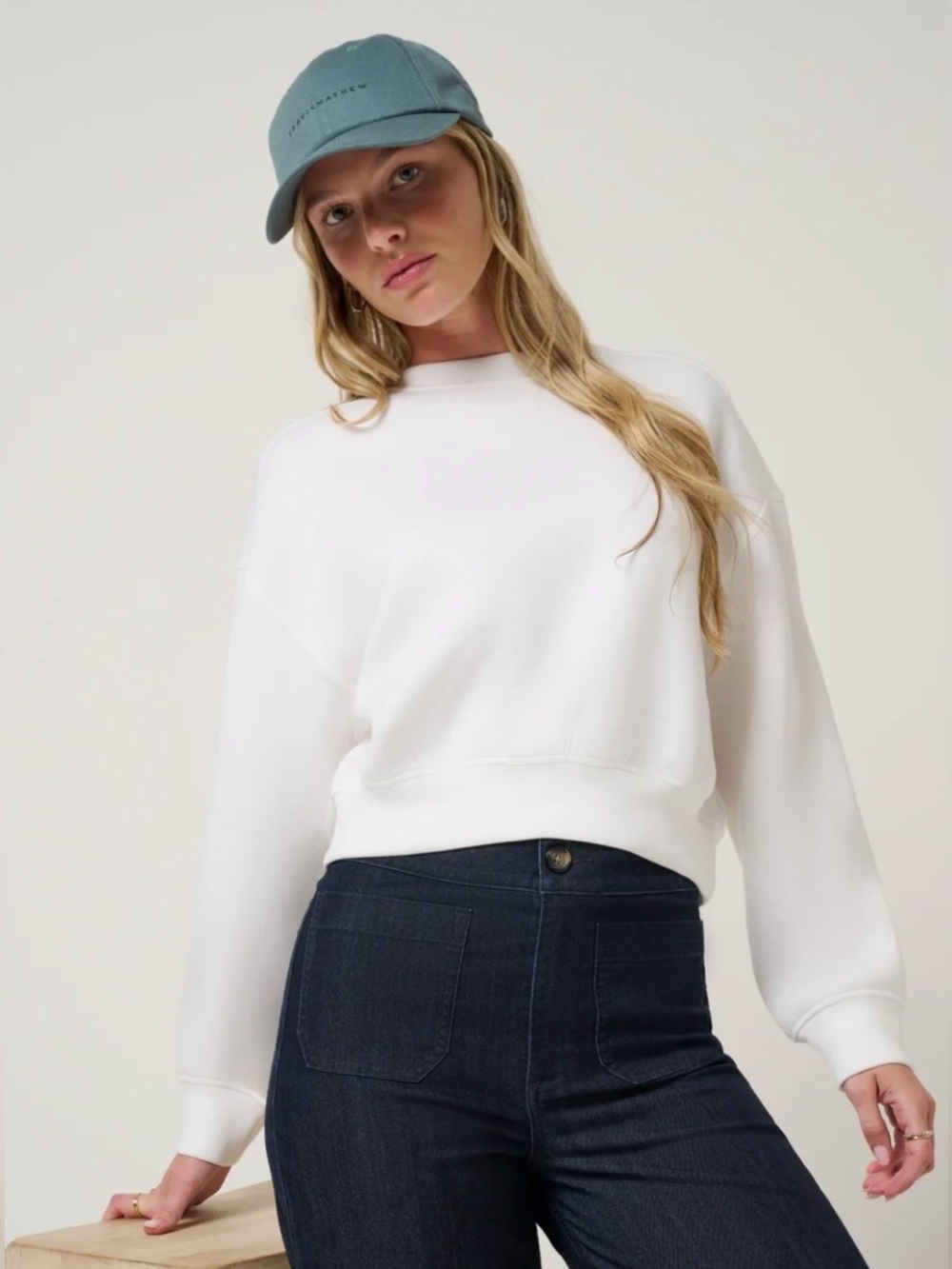 Travis Mathew Cream Cloudscape Pullover NWT